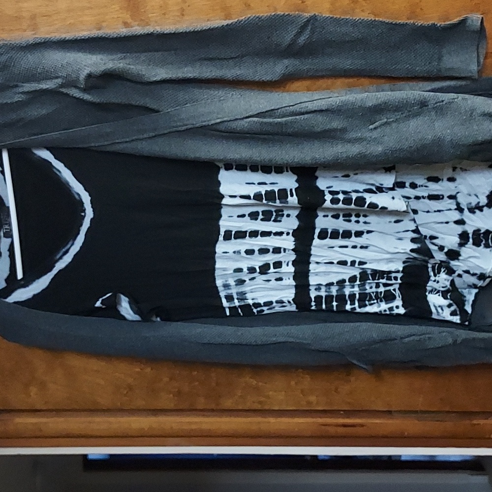 Tryst sm t shirt